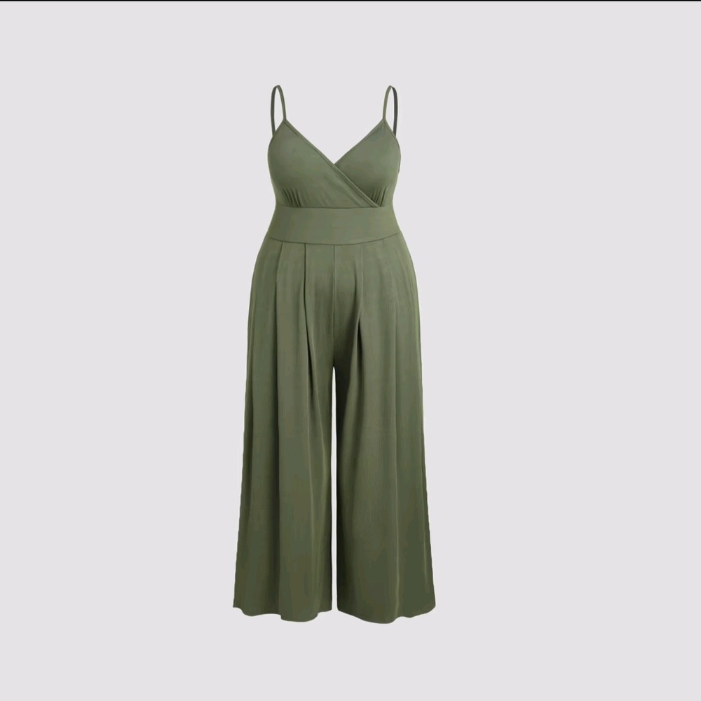 Cider TikTok Green Flowy Jumpsuit with Wide-Leg Design